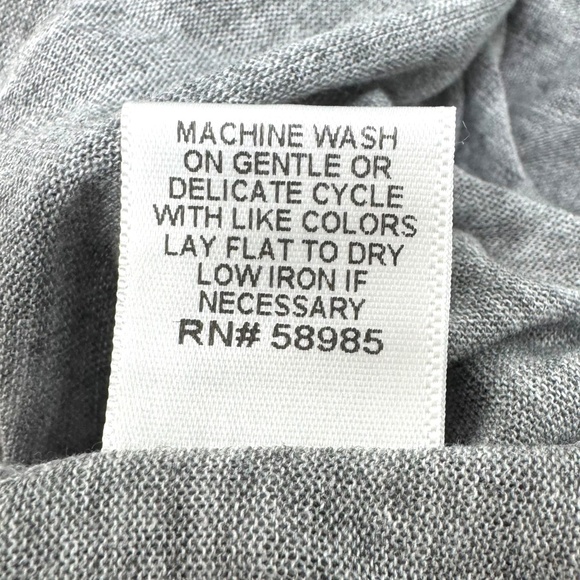 EMMA & SAM GRAY V NECK SHORT SLEEVE LOOSE FIT BOXY TOP - Picture 11 of 11